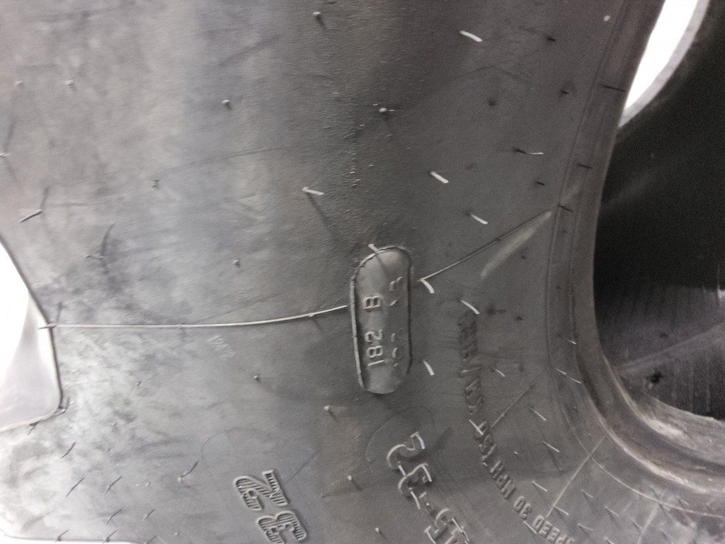 1250/45-32 Firestone Flotation 23 DT R-1W 182B 85%