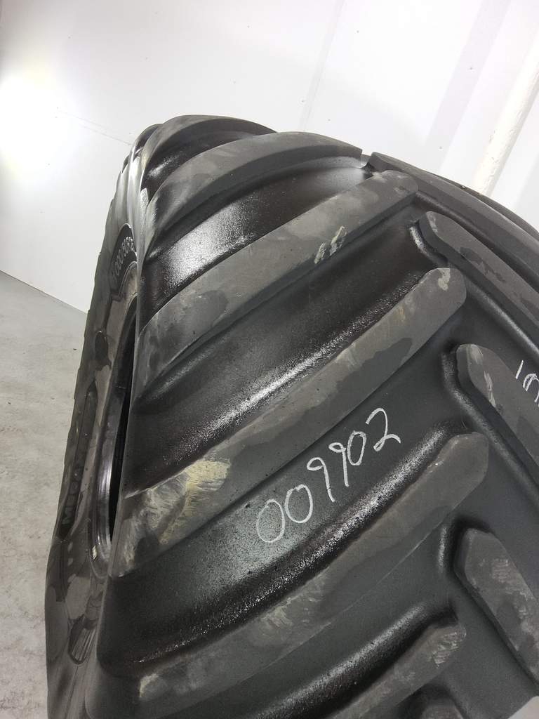 1000/50R25 Michelin MegaXBib R-1W 172A8 85%