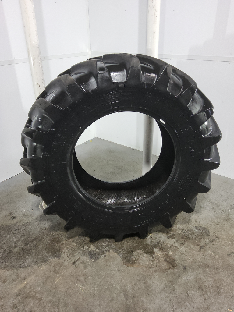 16.9/R28 Michelin AgriBib R-1W 138B 75%