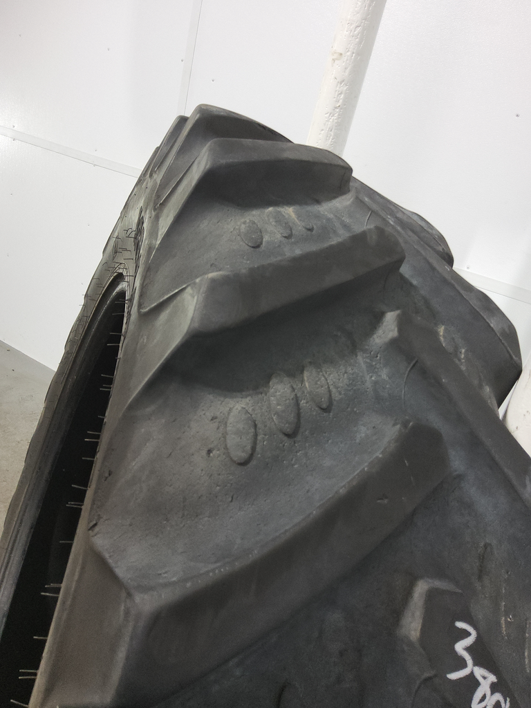 380/85R38 BKT Tires Agrimax RT 855 R-1W 139A8 45%