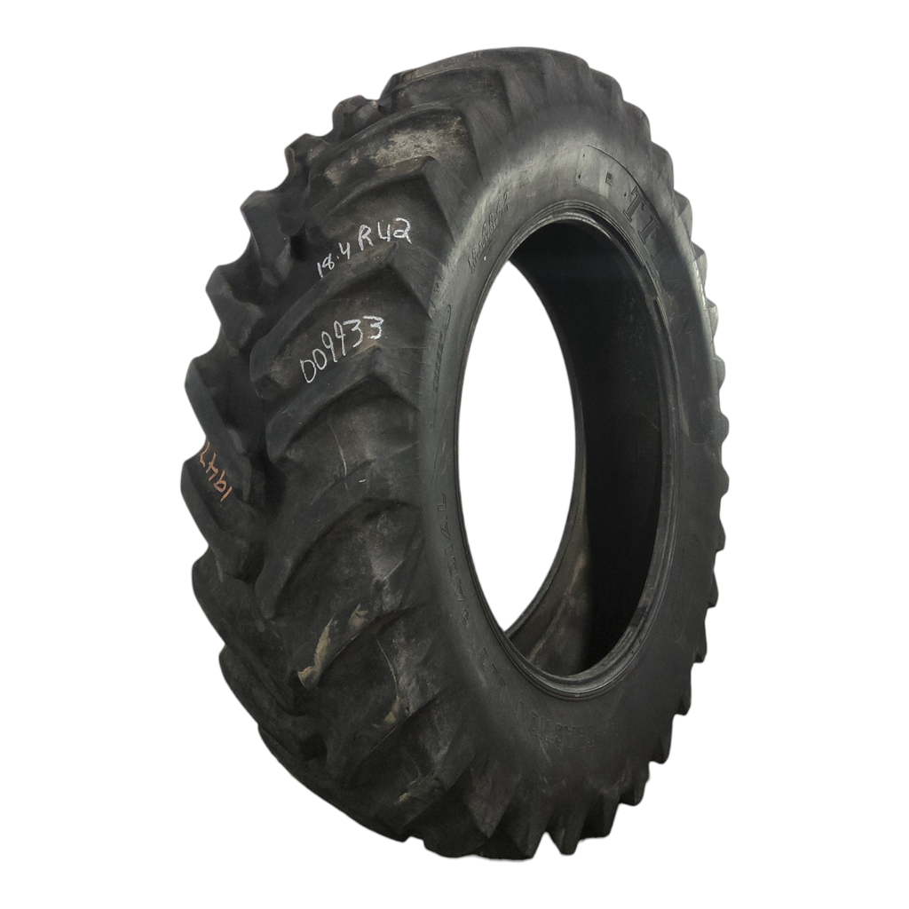 18.4/R42 Titan Farm Hi Traction Lug Radial R-1 148A8 65%