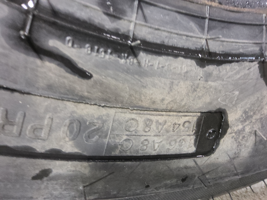 550/45-22.5 BKT Tires Flotation 648 Implement HF-2 166A8, L (20 Ply) 99%