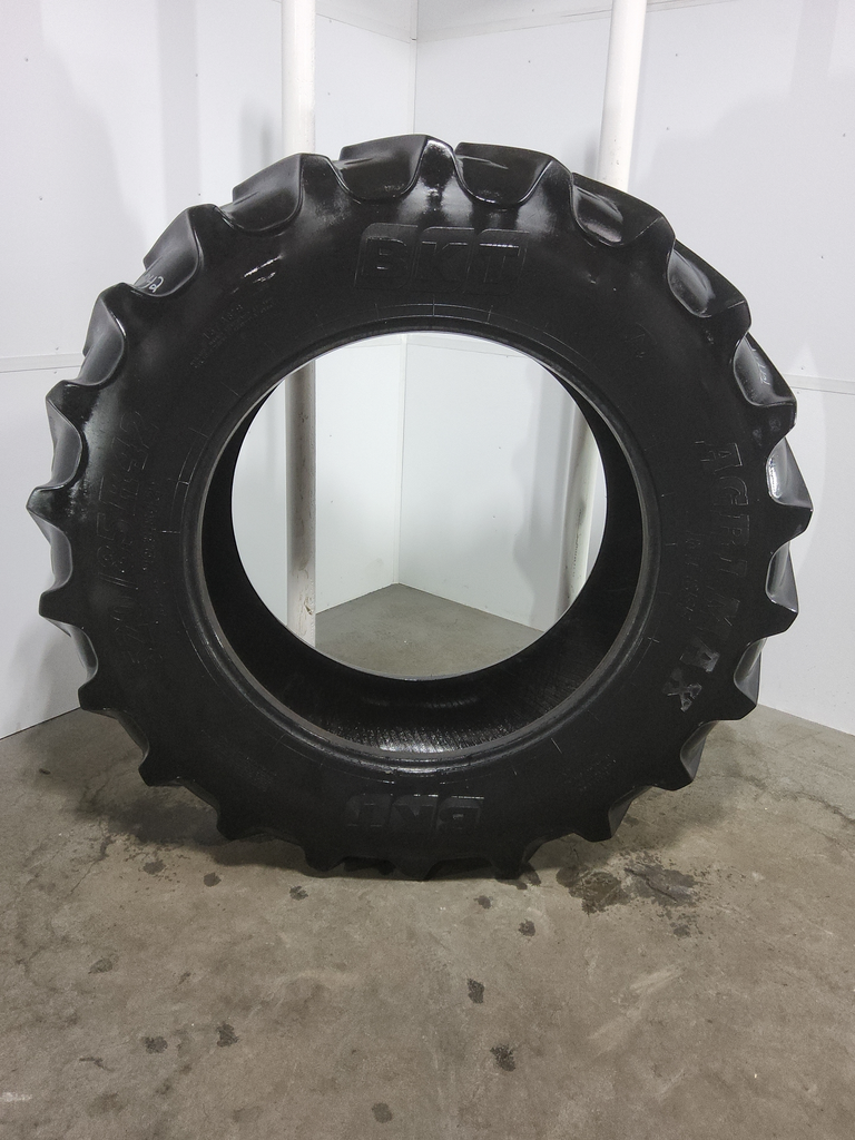 520/85R42 BKT Tires Agrimax RT 855 R-1W 157A8 50%