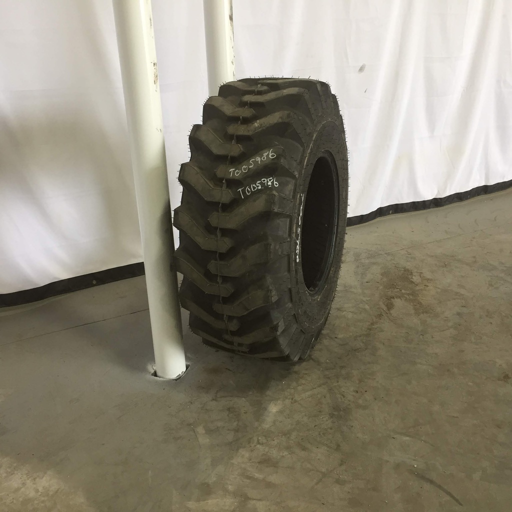 43/16.00-20 Titan Farm Trac Loader SS NHS  R-4, B (4 Ply) 99%