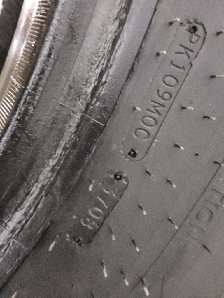 900/60R32 Goodyear Farm DT830 Optitrac R-1W 176B 90%