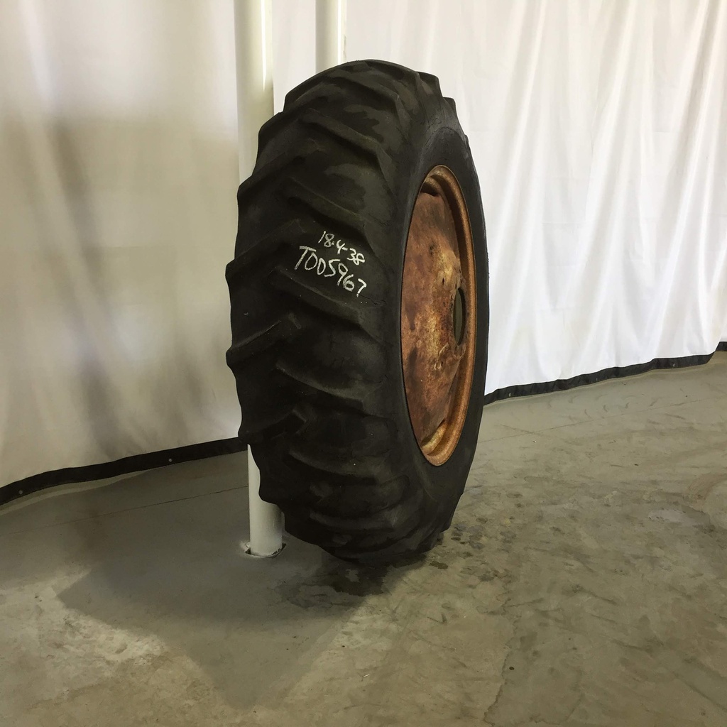 18.4/-38 Agri Mark All Purpose Tractor F151 R-1 45%