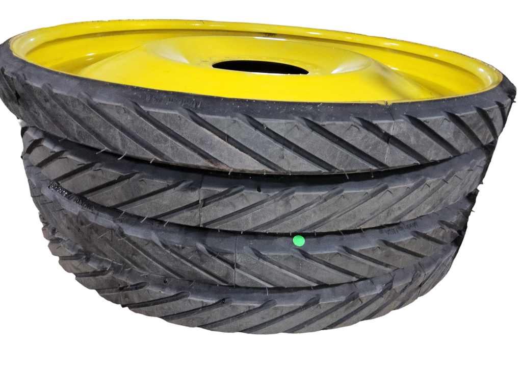 5" Wide Driver Wheel (LH) for John Deere Rowcrop Tractors Series 8RT, Narrow, Bolt-On(Rubber)