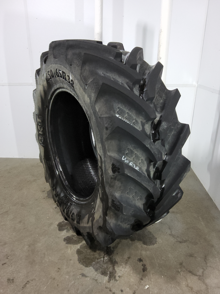 650/65R38 BKT Tires Agrimax RT 657 R-1W 166A8 95%