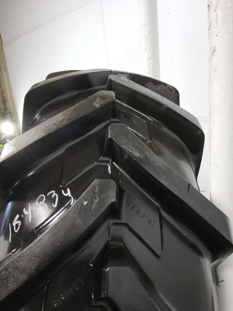 18.4/R34 Michelin AgriBib R-1W 141B 90%