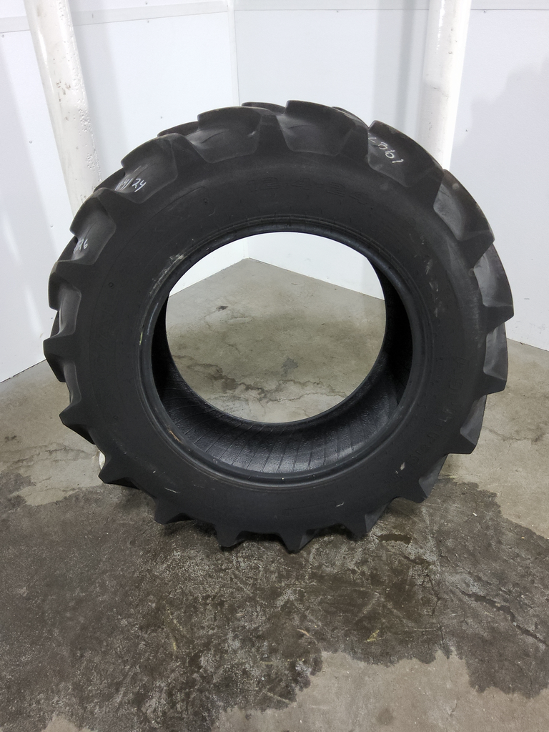 12.4/-24 Galaxy Agri-Trac II R-1 , D (8 Ply) 90%