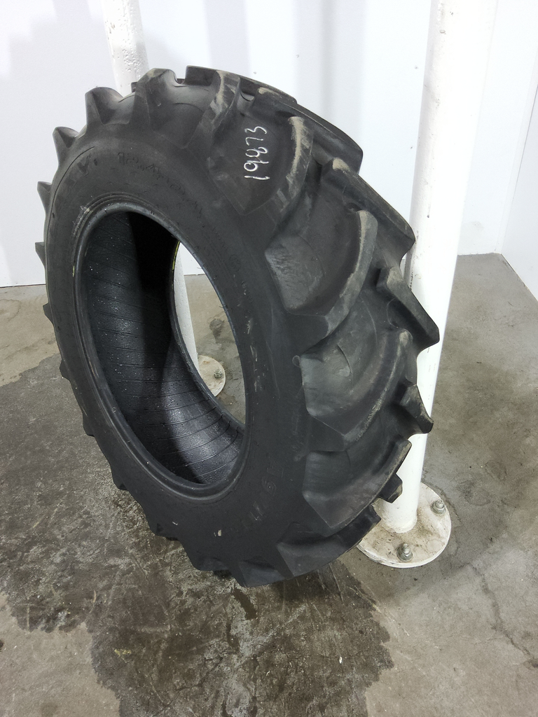 12.4/-24 Galaxy Agri-Trac II R-1 , D (8 Ply) 90%