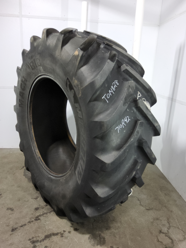 710/70R42 Michelin XM28 R-1W 173D 80%