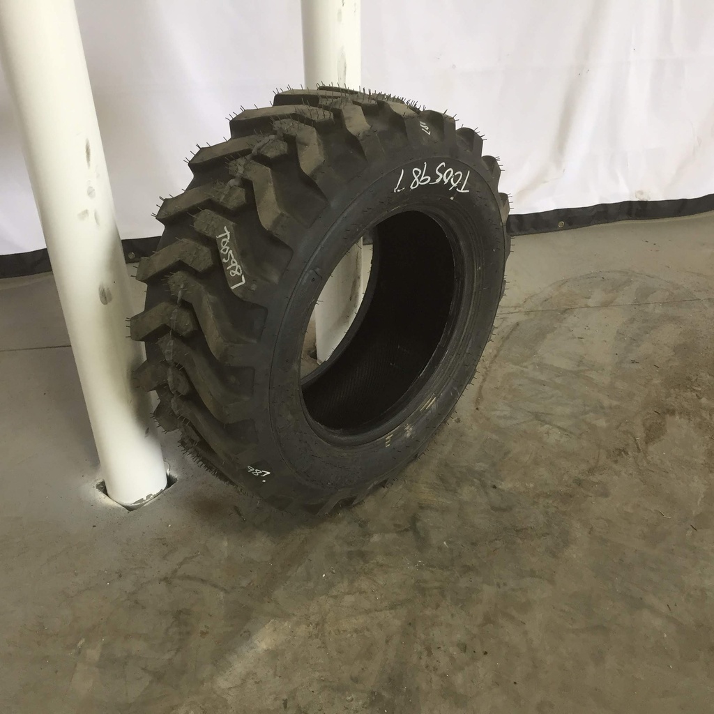 10/-16.5 Titan Farm Trac Loader SS NHS  R-4, C (6 Ply) 99%