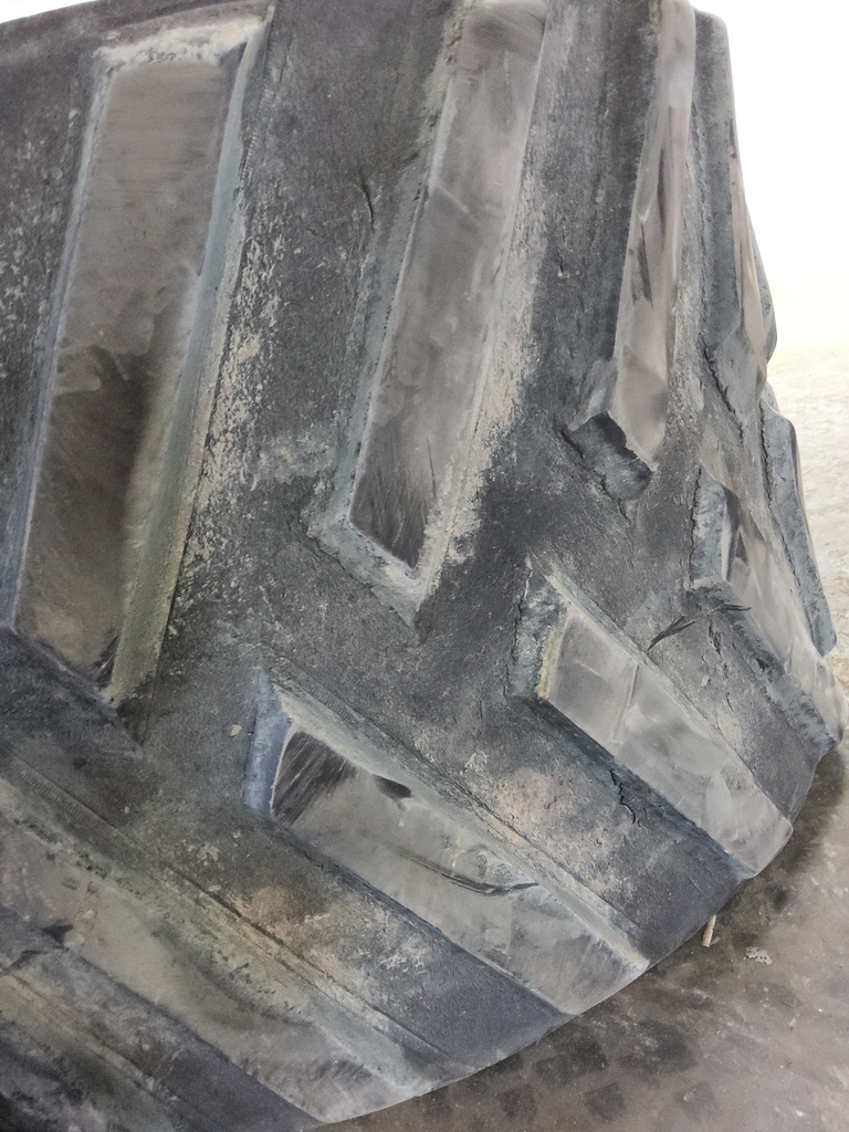 36" Camoplast Track 5500 John Deere 9030T/9RT 40%