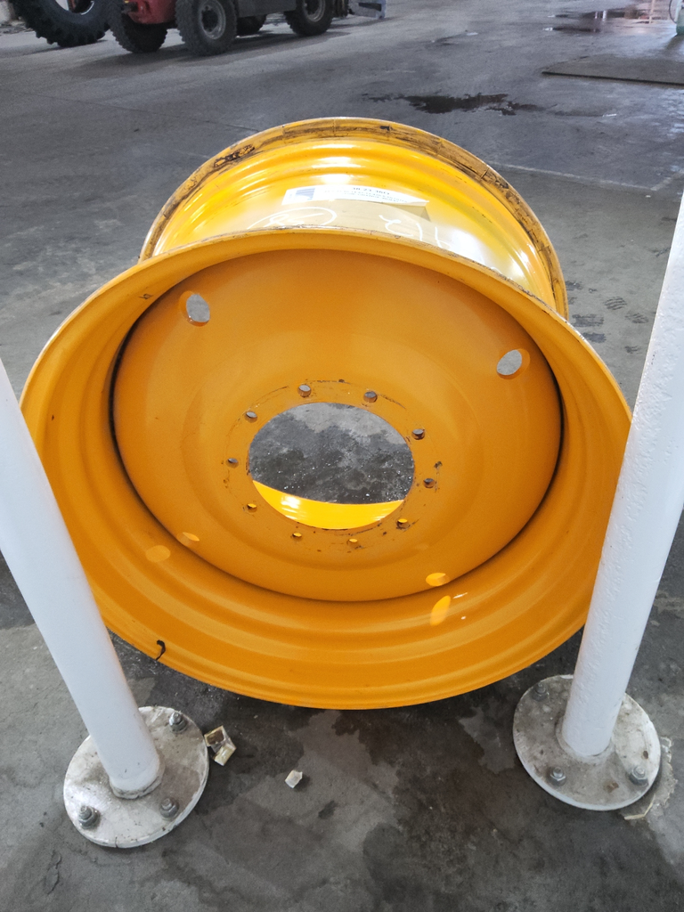 23"W x 38"D, Hagie Orange 10-Hole Formed Plate Sprayer