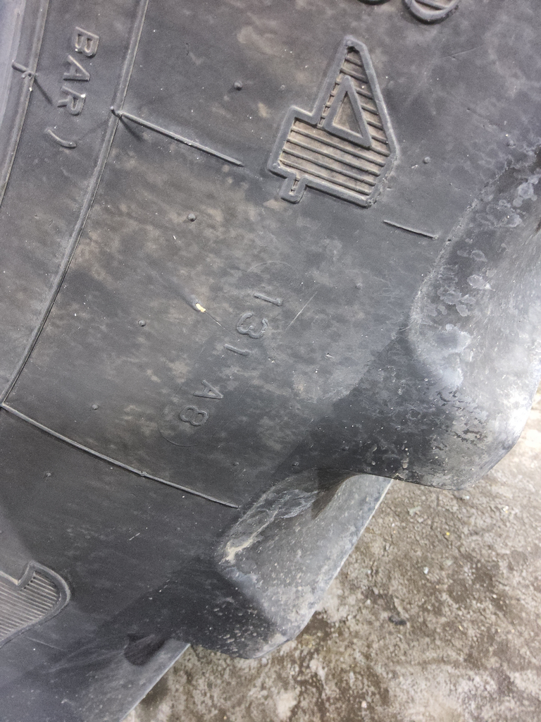 290/95R34 Firestone Radial 9000 R-1W 131B 75%