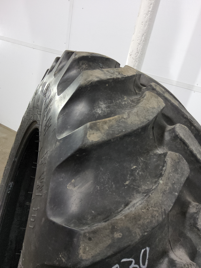 420/90R30 Firestone Radial All Traction FWD R-1 80%