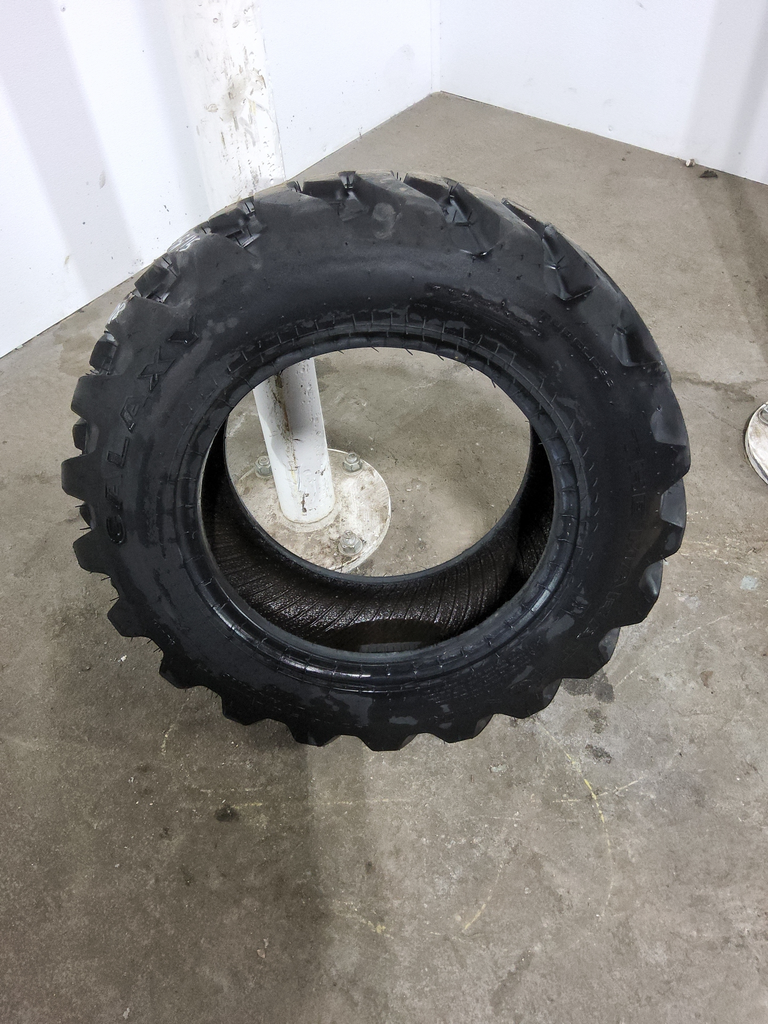 27/8.50-15 Galaxy Marathoner R-4 C (6 Ply), 99%
