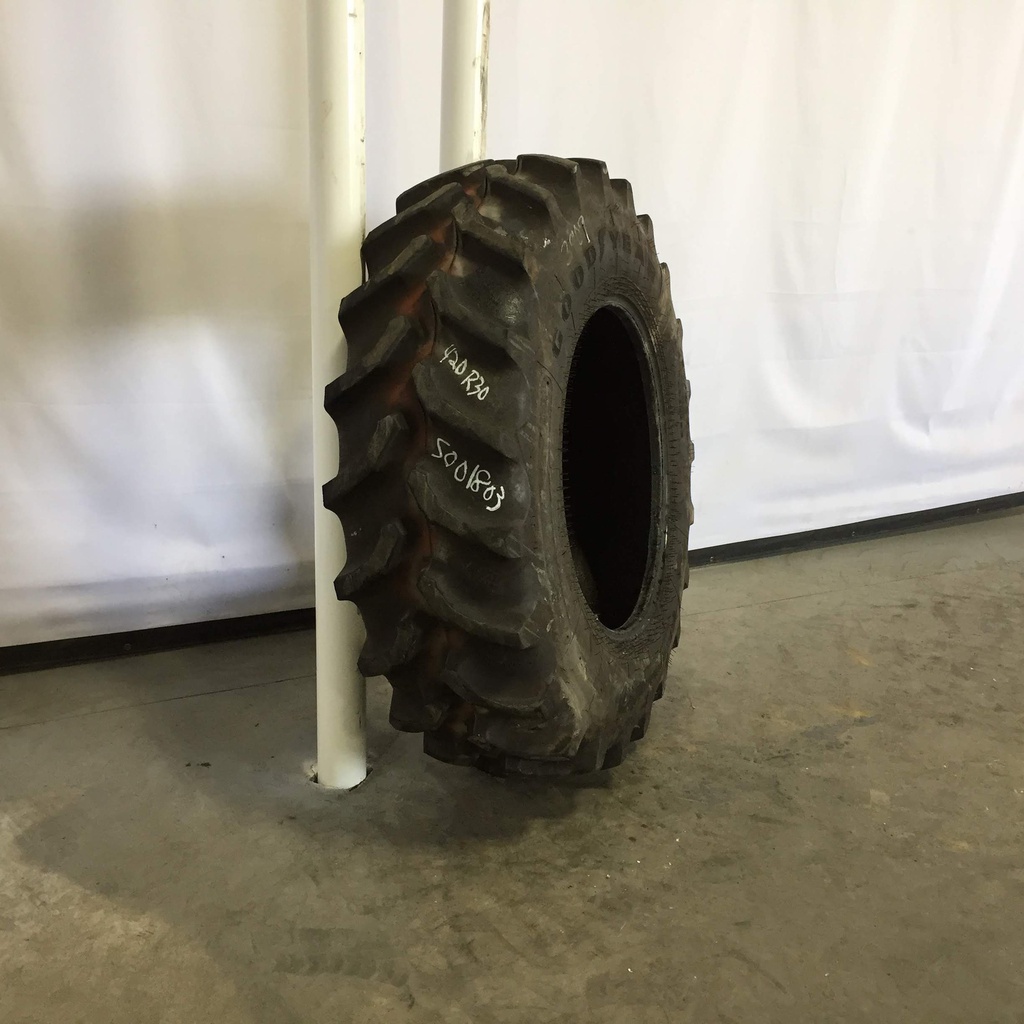 420/90R30 Goodyear Farm UltraTorque Radial R-1 142 B 85%