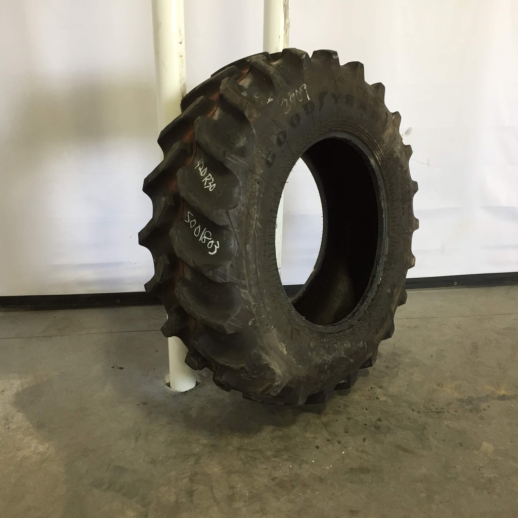 420/90R30 Goodyear Farm UltraTorque Radial R-1 142 B 85%