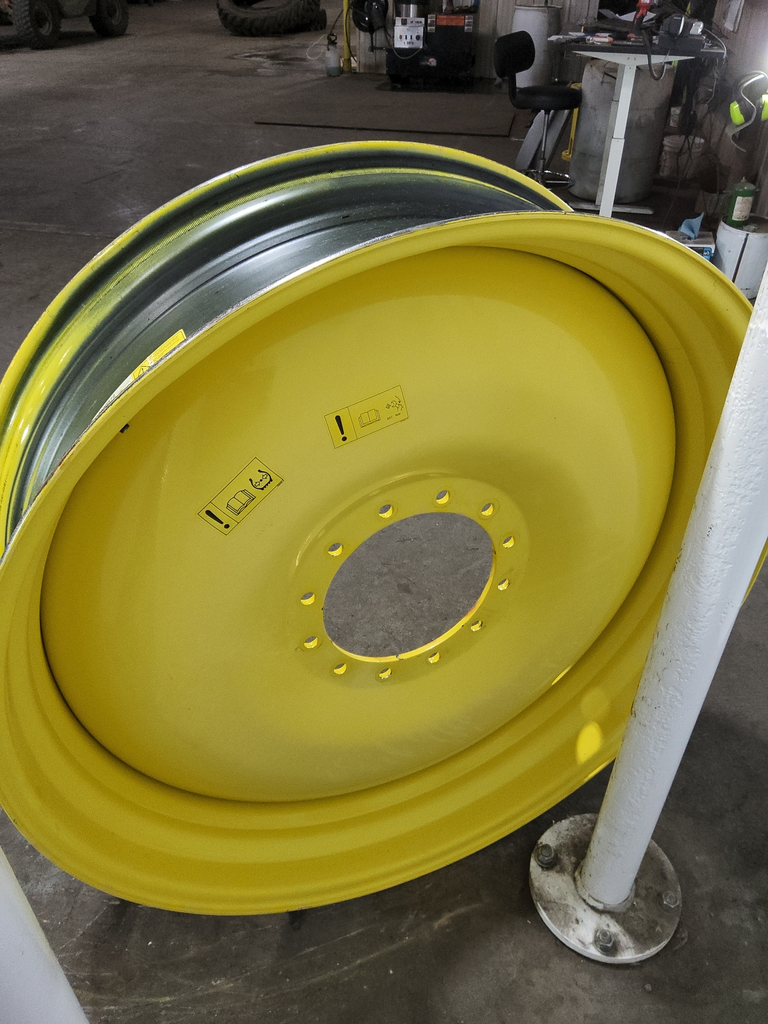 13"W x 46"D, John Deere Yellow 12-Hole Bubble Disc