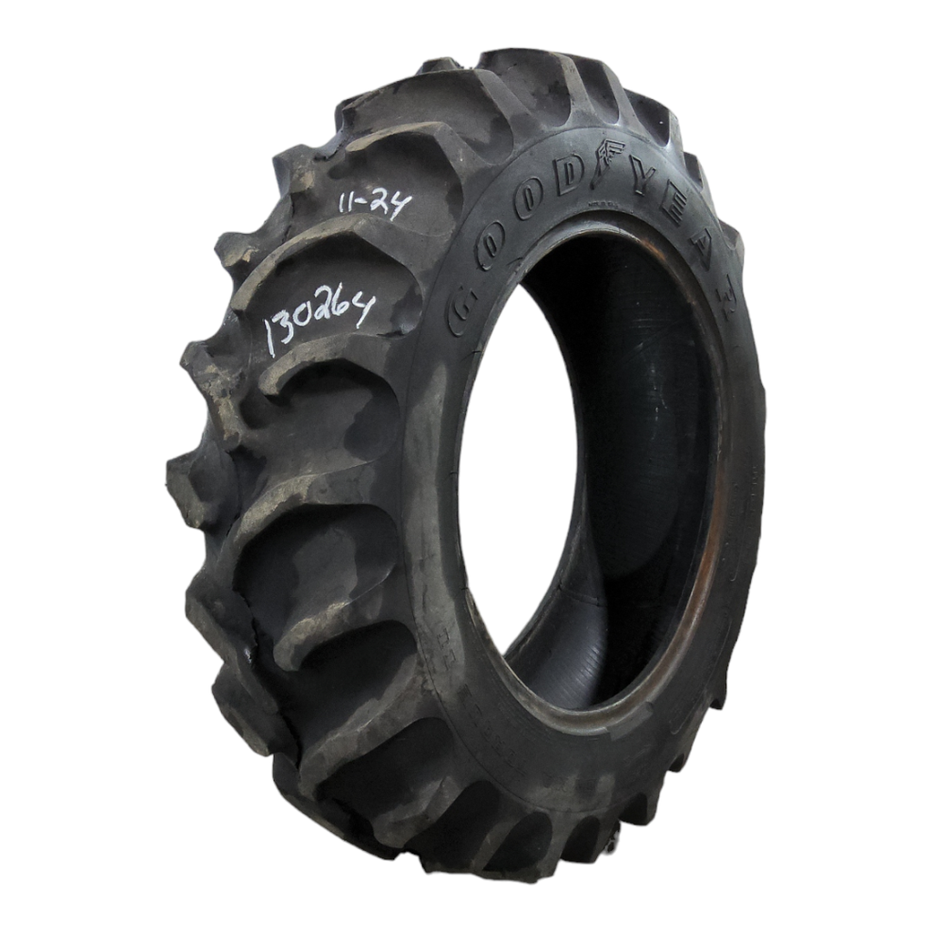 11.2-24 Goodyear Farm Dura Torque R-1 B (4 Ply), 70%