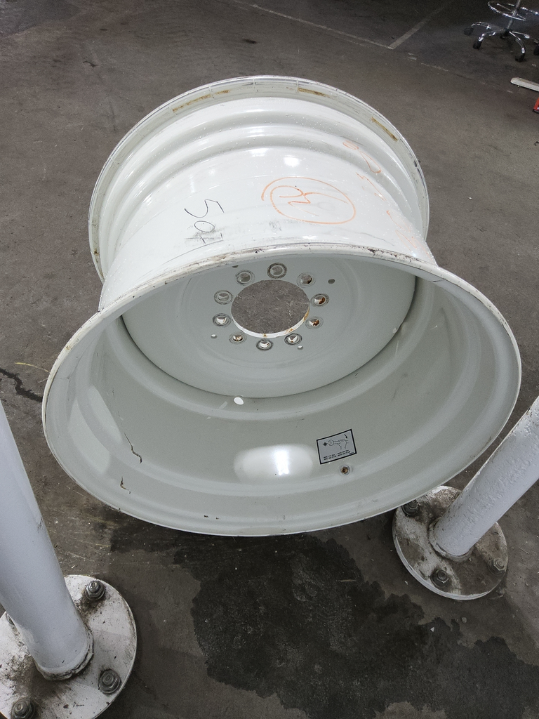 20"W x 30"D, New Holland White 10-Hole Formed Plate