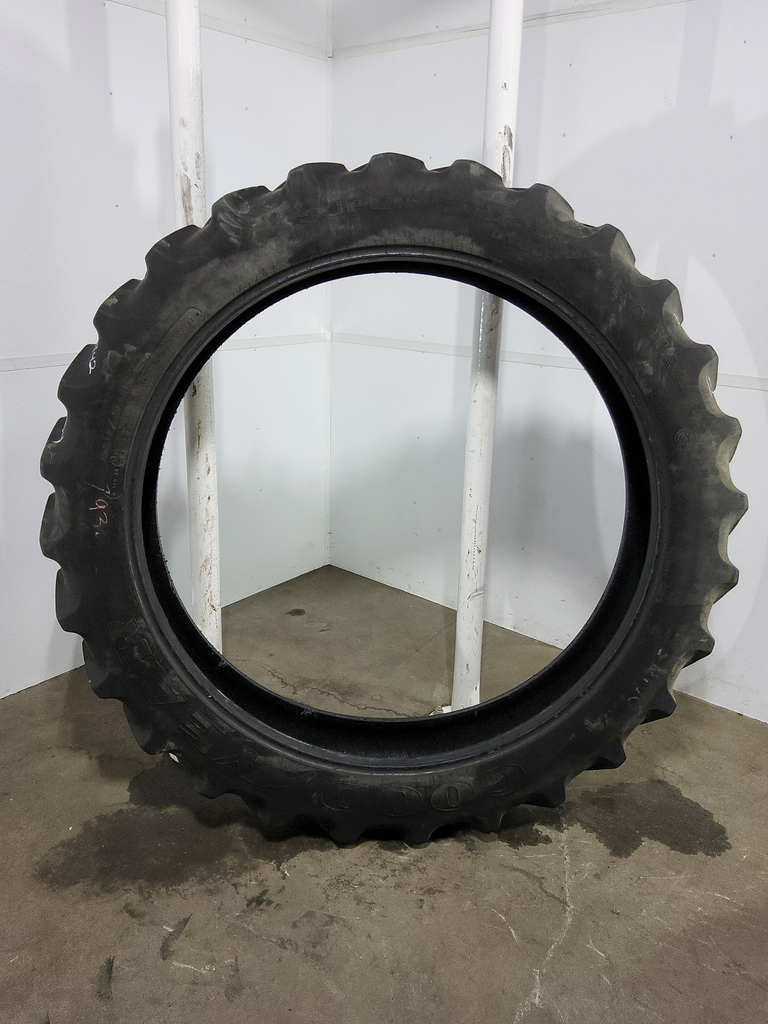 320/90R54 Goodyear Farm DT800 Super Traction R-1W 149B 60%