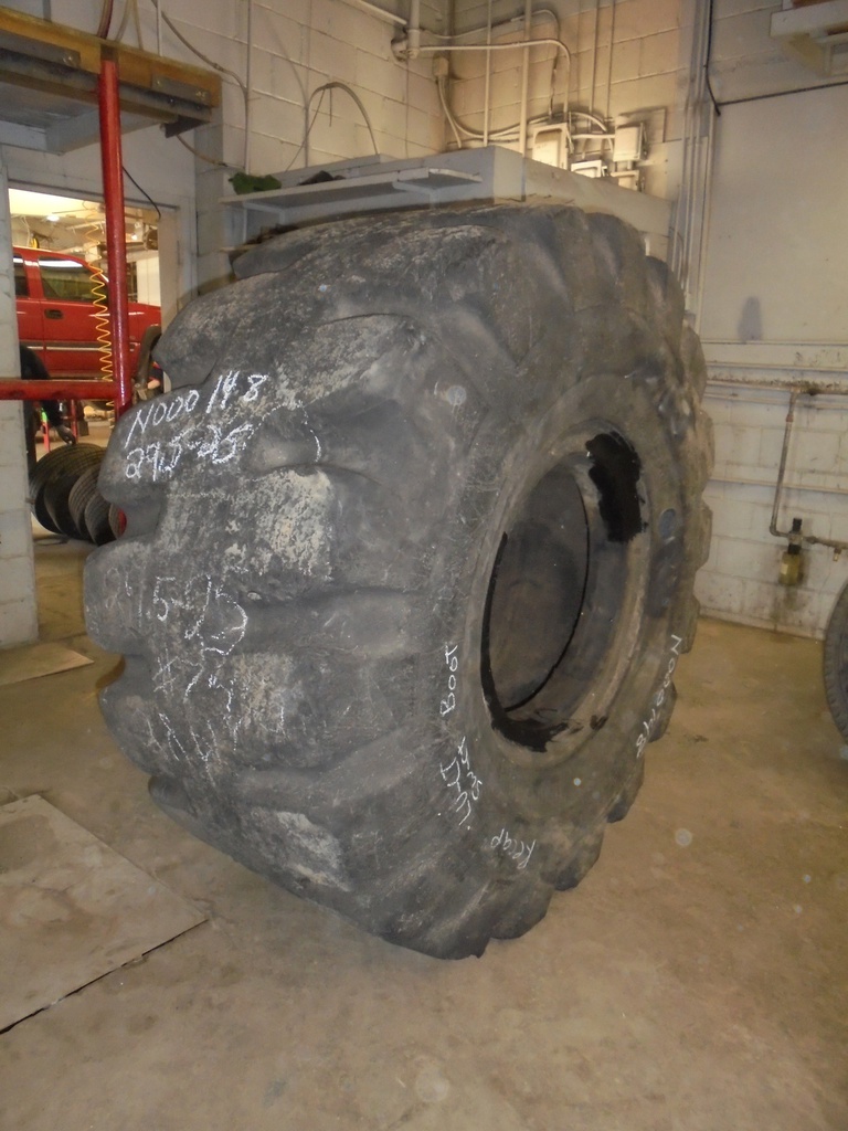 29.5/-25 General LD250 L-5 D, P28 (28 Ply) 35%