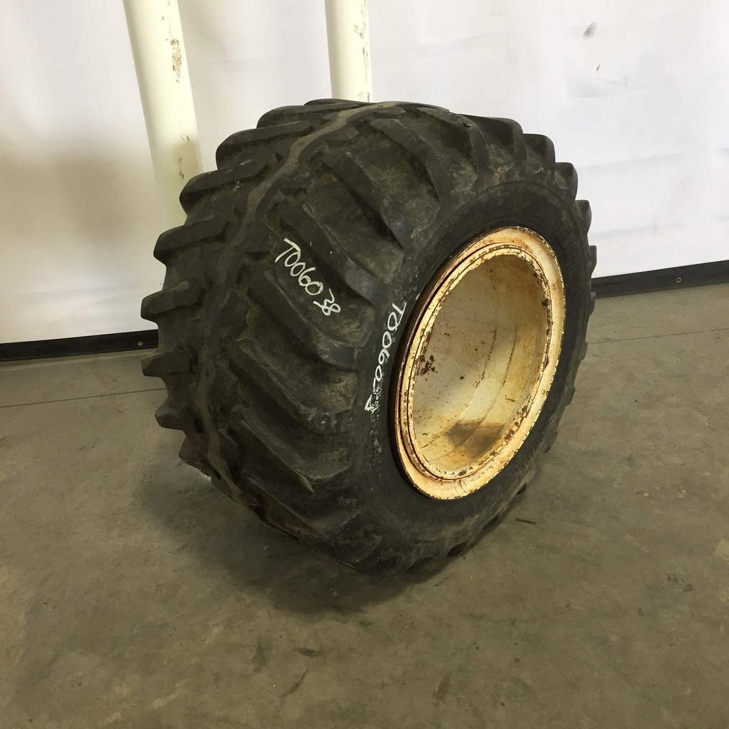 42/25.00-20 Firestone Flotation 23 DT HF-3, D (8 Ply) 40%