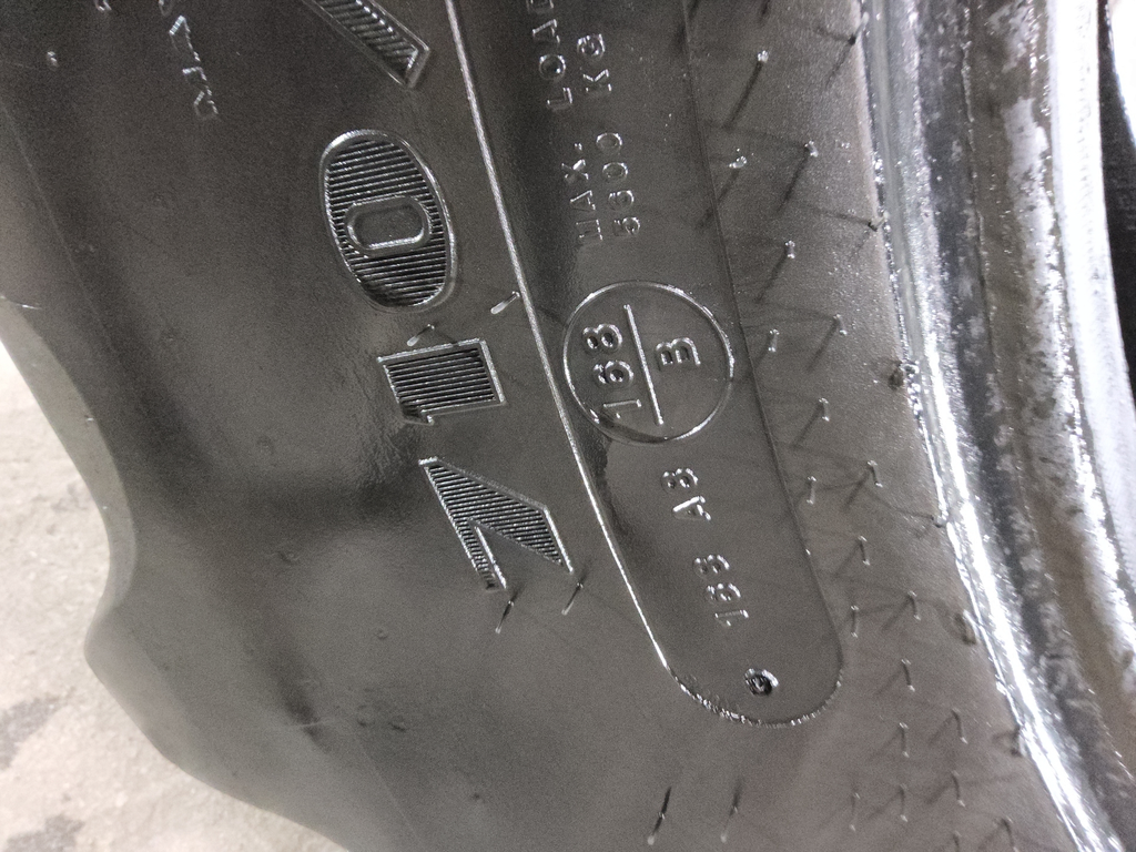 710/70R42 Goodyear Farm DT820 Super Traction R-1W 168A8 75%