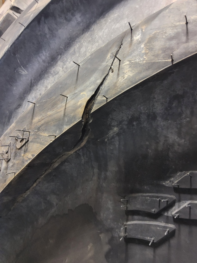 IF1250/50R32 Alliance 372 Agriflex (IF) R-1W 201B 99%