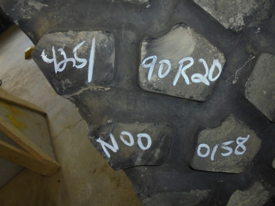 425/95R20 Michelin XZL 170 E 60%
