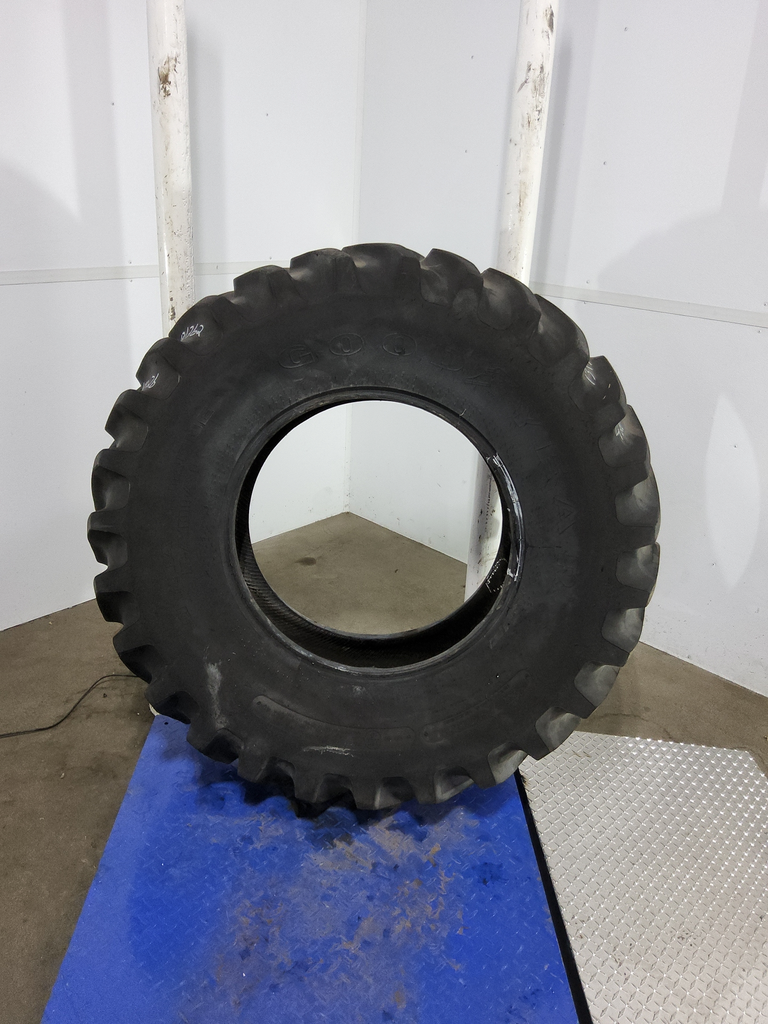 420/85R26 Goodyear Farm Dyna Torque Radial R-1 138B 90%