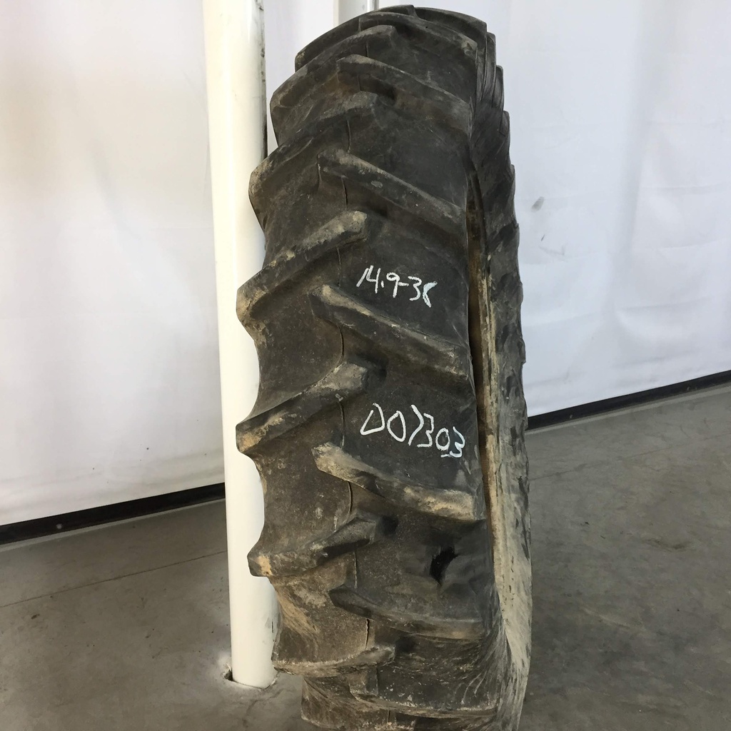 14.9/-38 Firestone Traction Field & Road R-1 A8, C (6 Ply) 60%