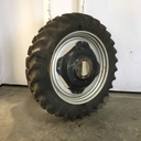 320/90R42 Firestone Radial 9000 R-1W on Case IH Silver Mist/Black 8-Hole Stub Disc (groups of 2 bolts) 80%