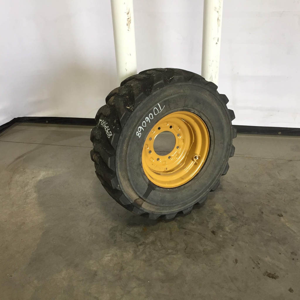 12/-16.5 Deestone D304 Skid Steer R-4 on Industrial Yellow  8-Hole Skid Steer 50%