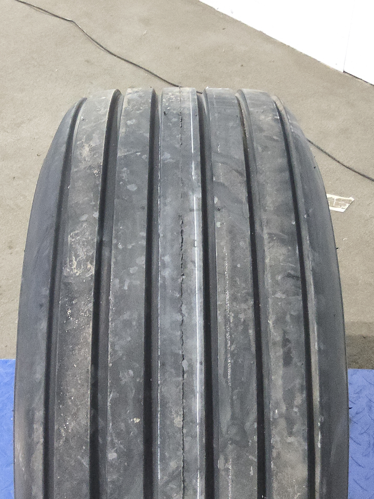 12.5L-15 BKT Tires Farm Implement  I-1 E (10 Ply), 99%