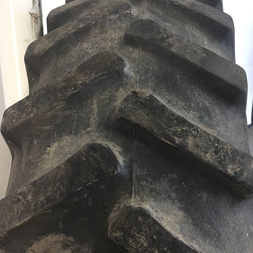 18.4/R38 Firestone Radial All Traction 23 R-1 141 A8 55%