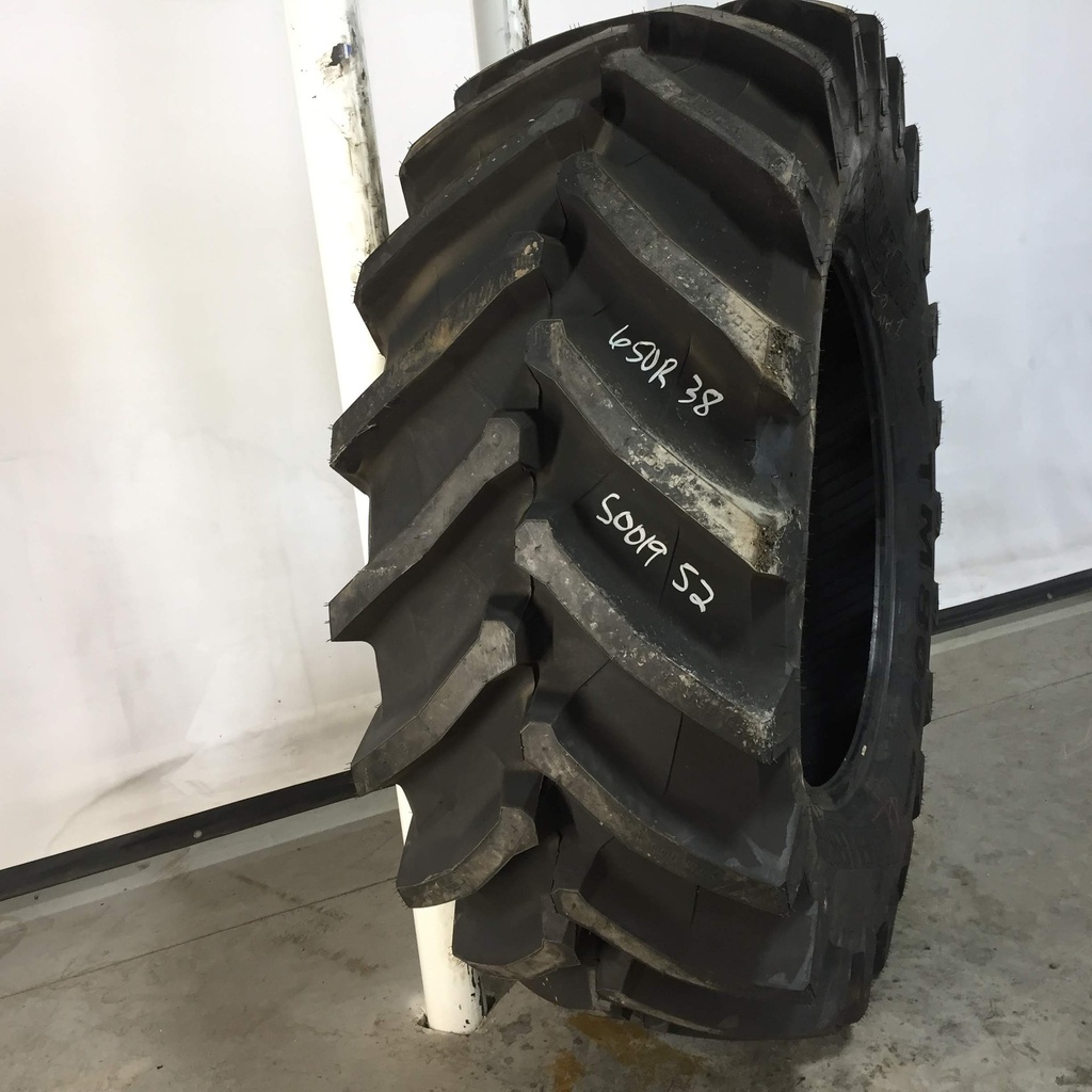 650/65R38 Trelleborg TM800 High Speed R-1W 163 D 99%