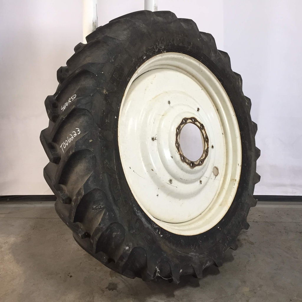 480/80R50 Goodyear Farm DT800 Super Traction R-1W on New Holland White 10-Hole Formed Plate W/Weight Holes 75%