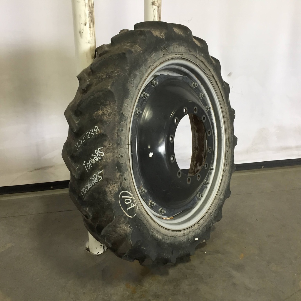 320/85R38 Goodyear Farm DT800 Super Traction R-1W on Case IH Silver Mist/Black 12-Hole Waffle Wheel (Groups of 3 bolts) 50%