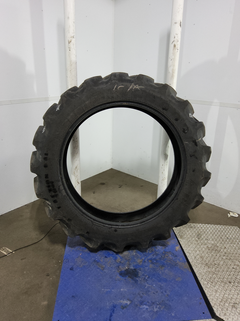 320/85R38 Goodyear Farm DT800 Super Traction R-1W