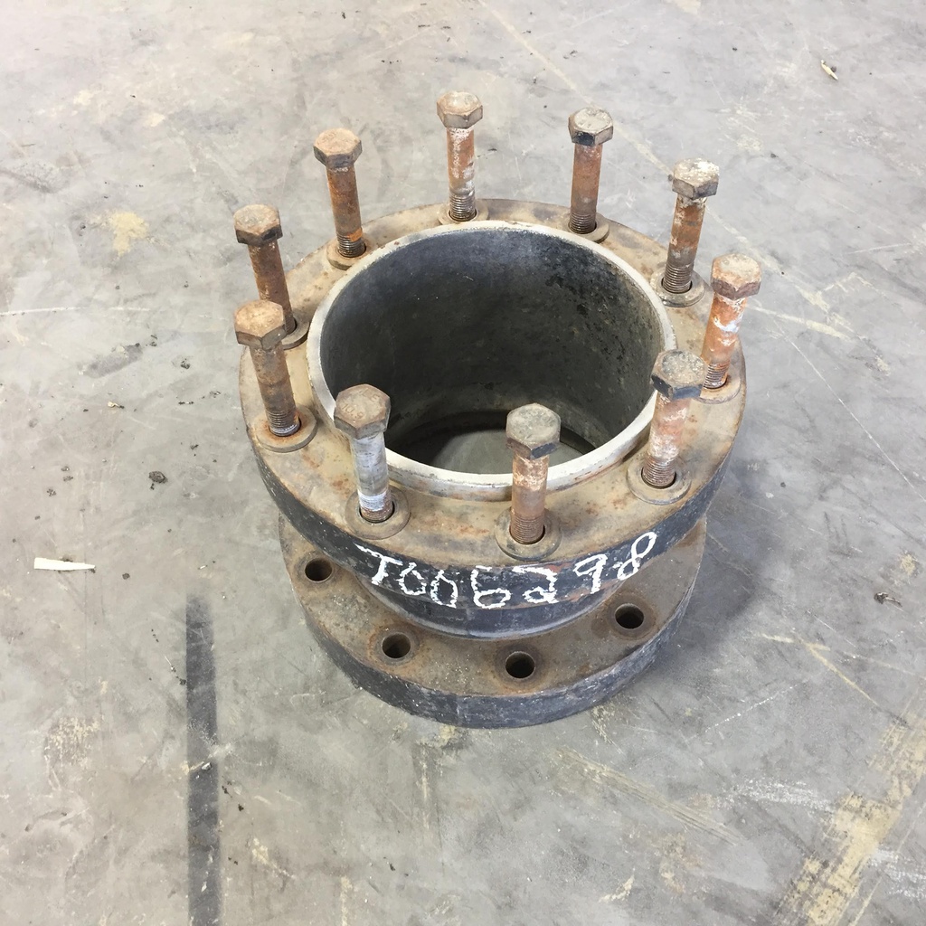 10-Hole 10"L Hub Extension, Black