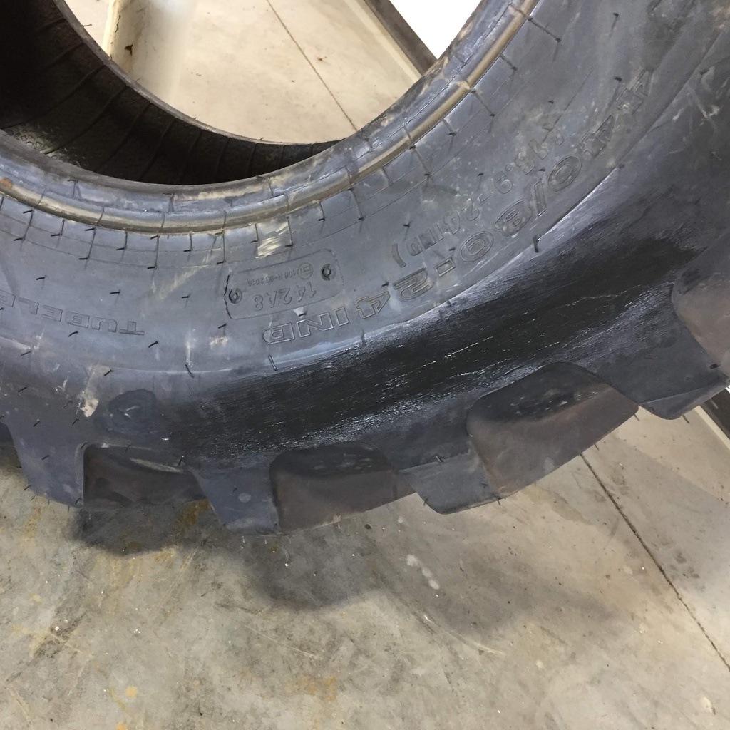 440/80-24 Galaxy Super Industrial Lug R-4 142 A8 99%