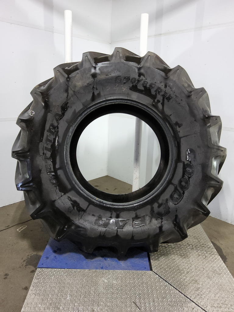 650/85R38 Goodyear Farm Optitrac R-1W 173D 90%