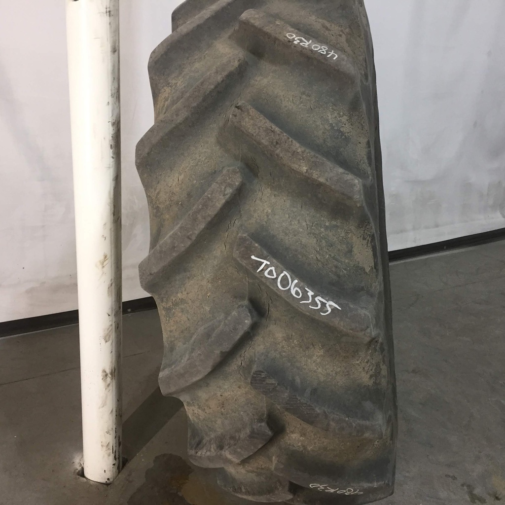 480/70R30 Goodyear Farm DT810 Super Traction R-1W 152 B 70%