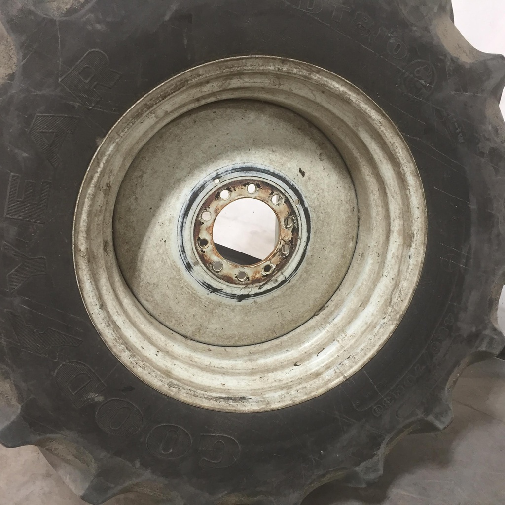 480/70R30 Goodyear Farm DT810 Super Traction R-1W on New Holland White 10-Hole Formed Plate 70%