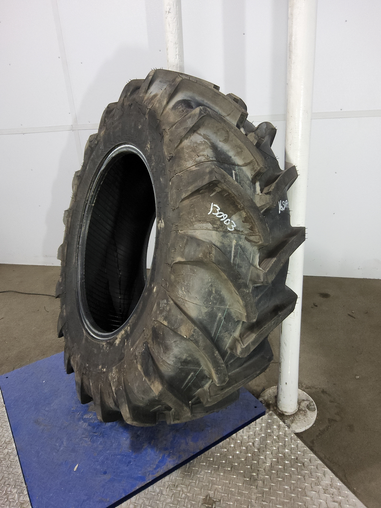 16.9R30 Michelin AgriBib R-1W 134B