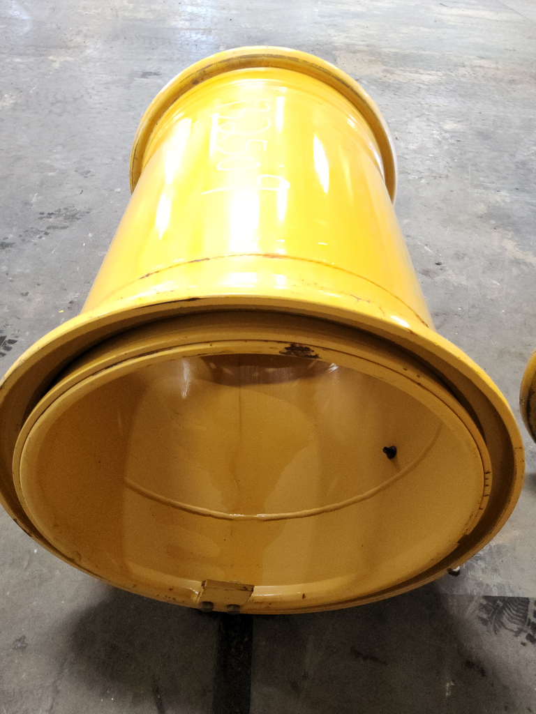 36"W x 25"D, Cat Yellow 12-Hole Flat Plate